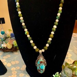 Blue African Round Turquoise gemstone/Freshwater Pearl Necklace Set